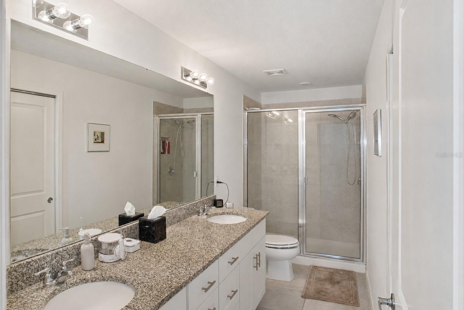 19657 SHADY OAK DR — photo 17