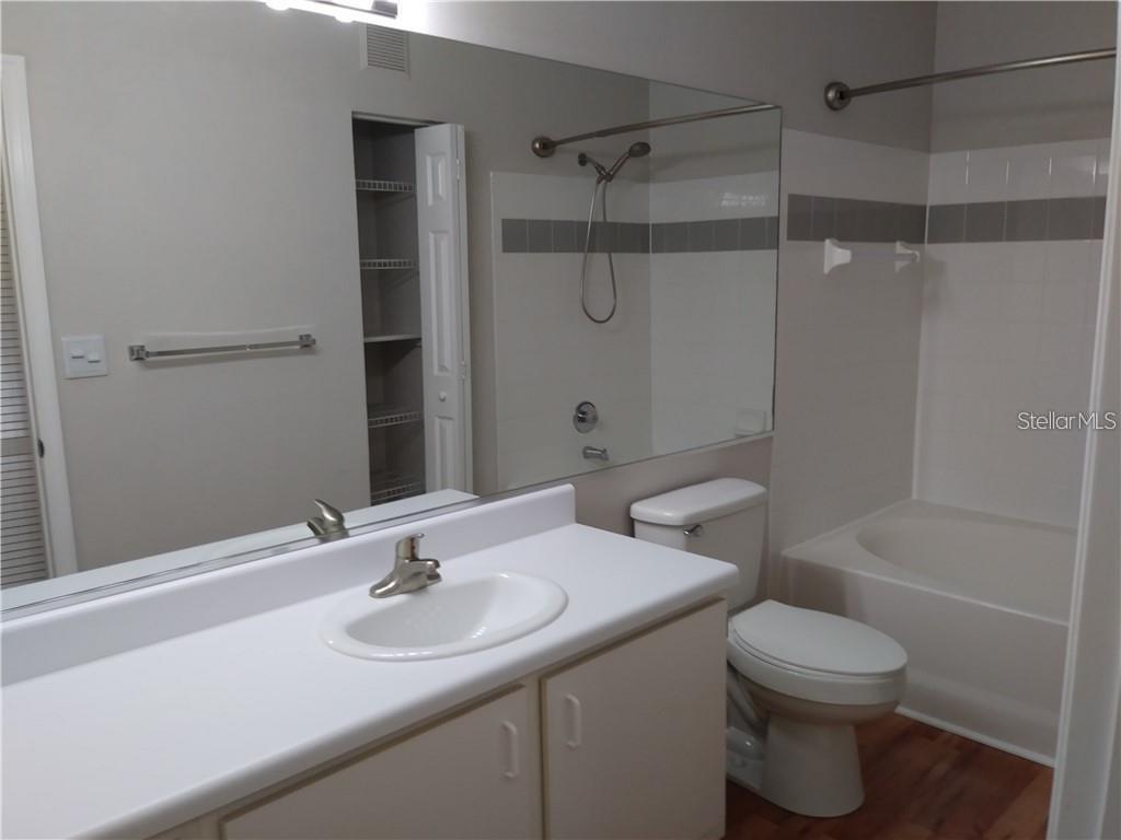5620 PINNACLE HEIGHTS CIR #305 — photo 9