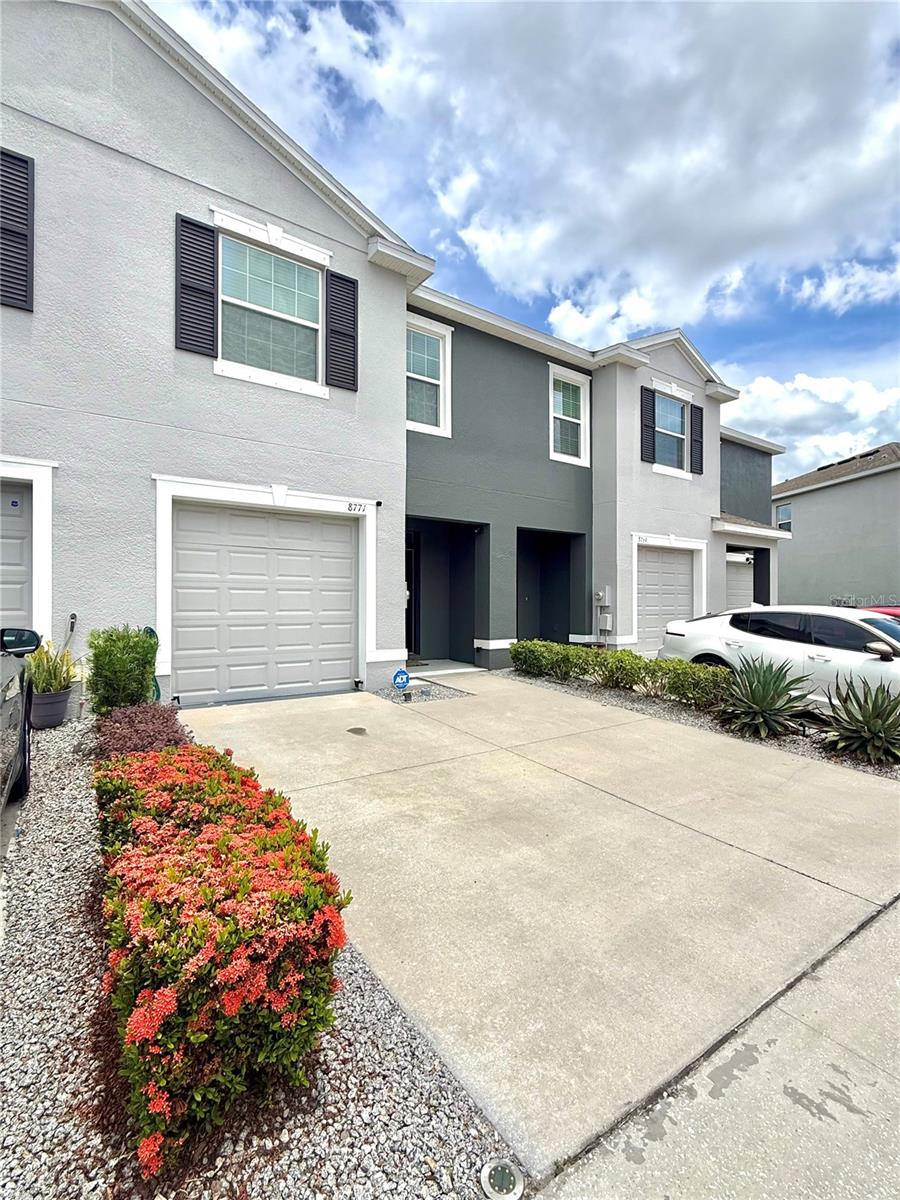 8771 FALLING BLUE PL — photo 2