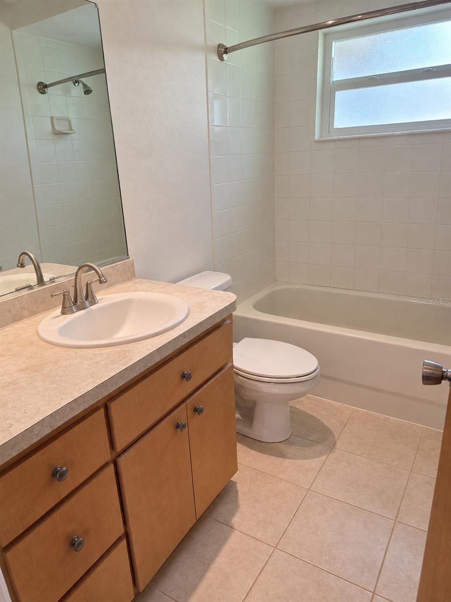 6123 HALIFAX DR — photo 17