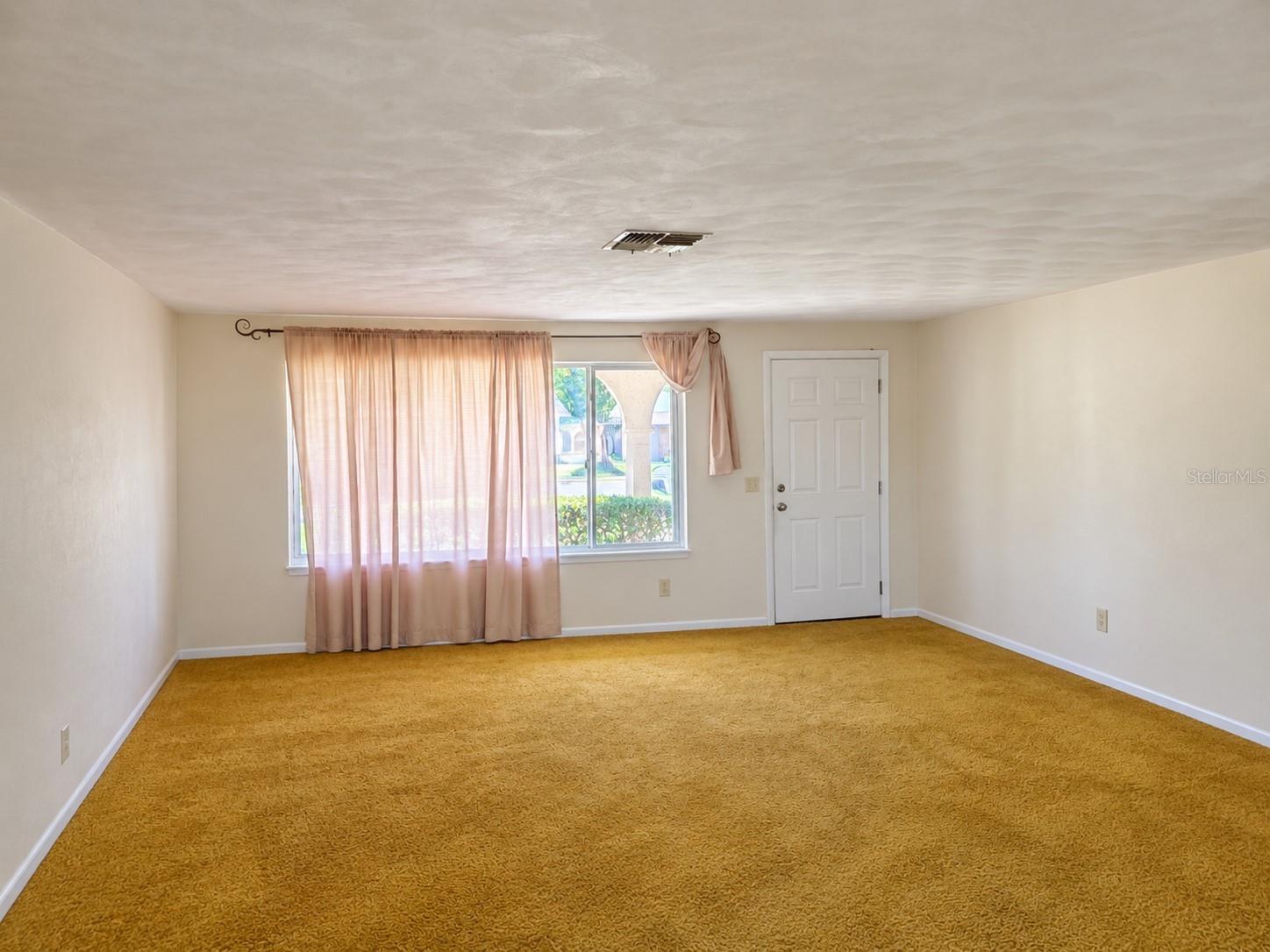 6123 HALIFAX DR — photo 22