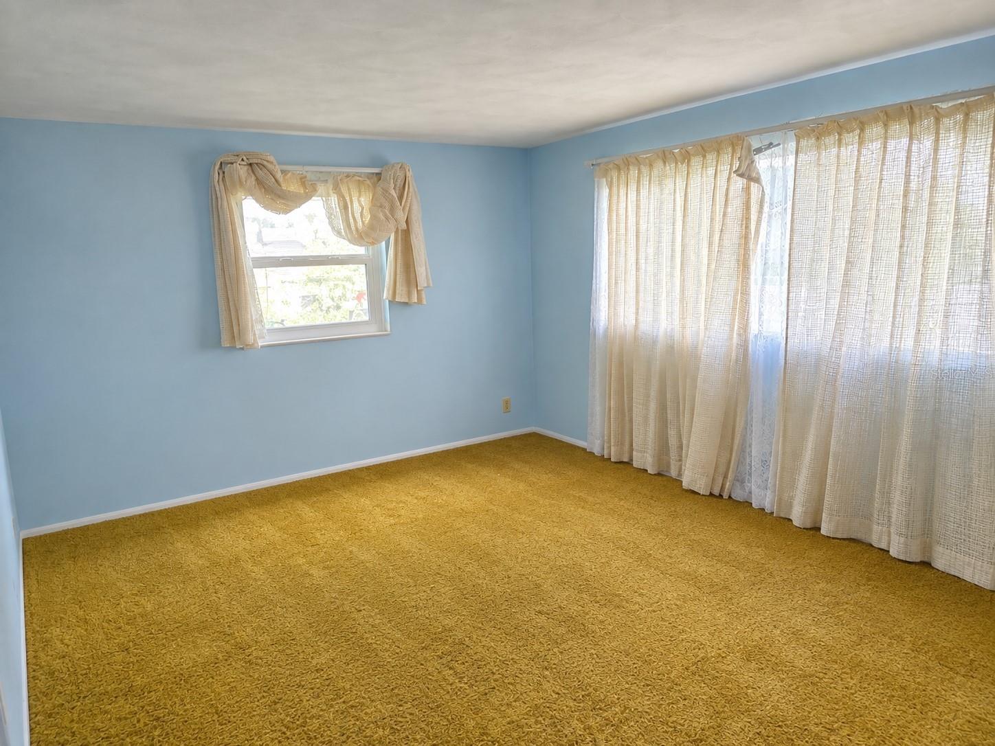 6123 HALIFAX DR — photo 24