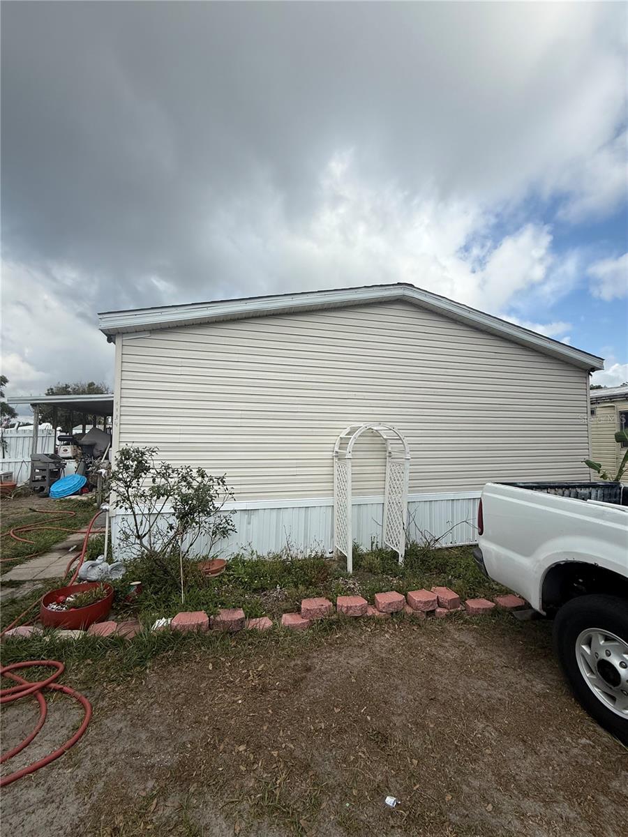 4439 AUTUMN PALM DR — photo 9