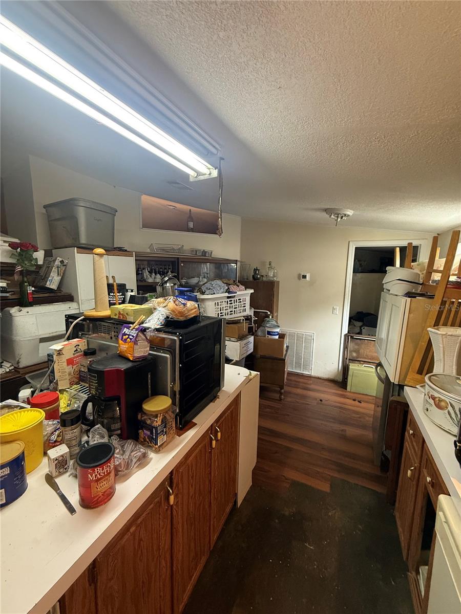 4439 AUTUMN PALM DR — photo 14
