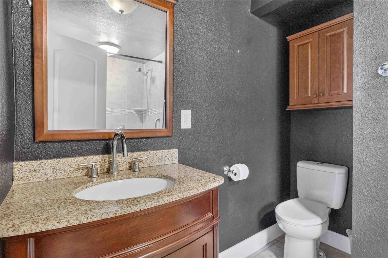 2125 N HERCULES AVE — photo 15