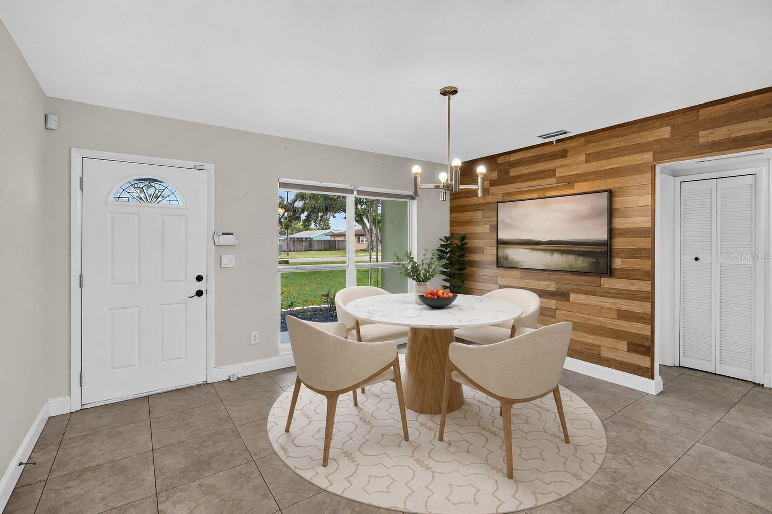 2125 N HERCULES AVE — photo 3