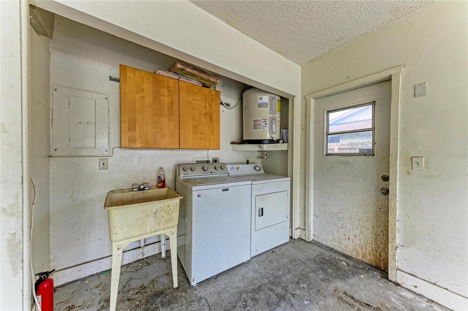 6540 MAUNA LOA BLVD — photo 37