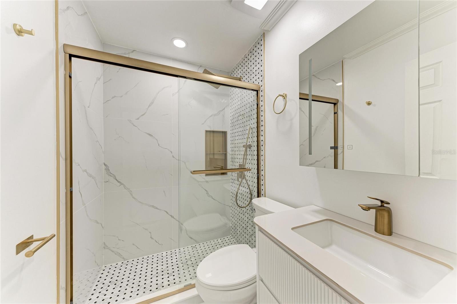 6540 MAUNA LOA BLVD — photo 36