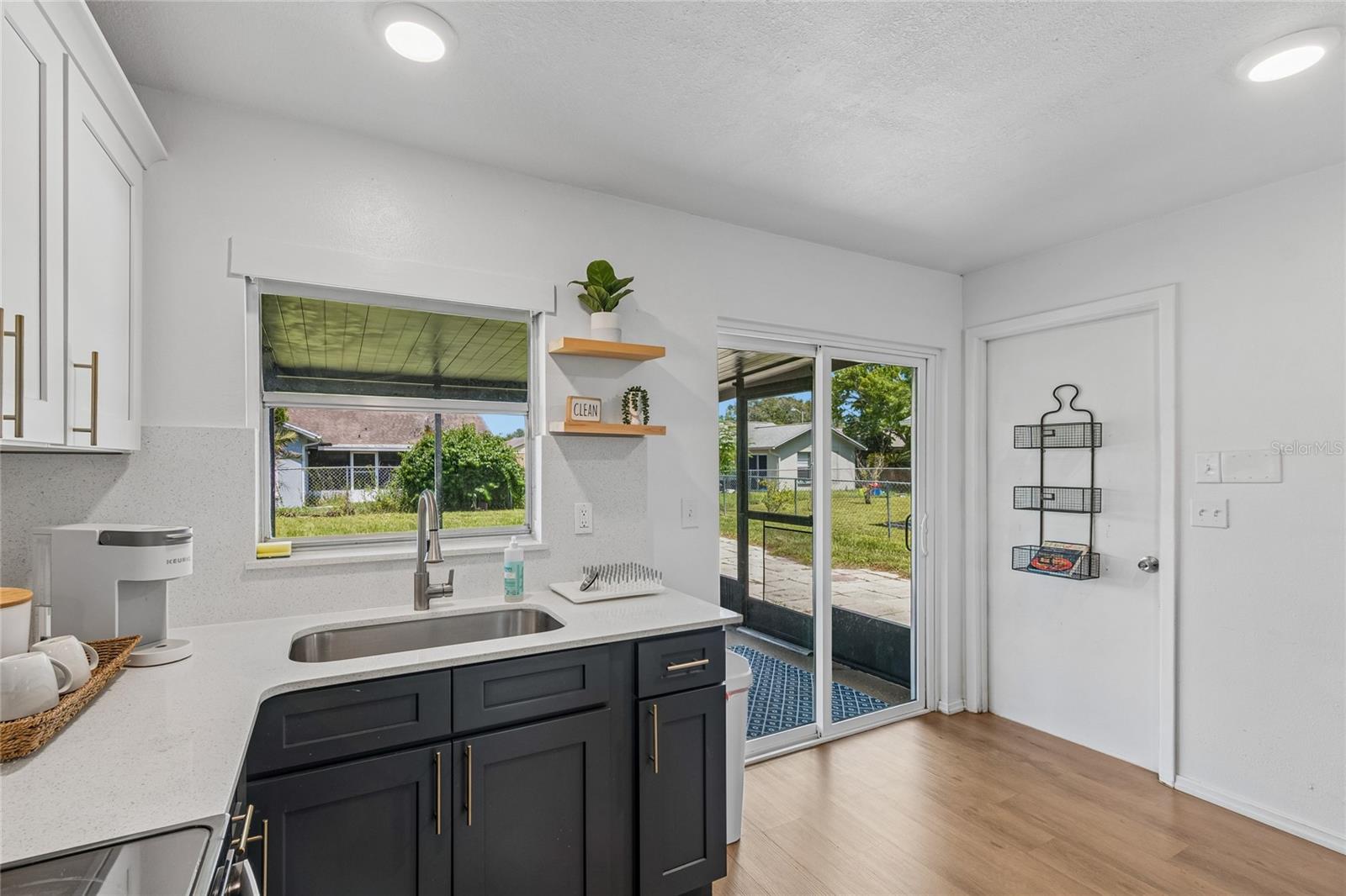 3506 MURROW ST — photo 10