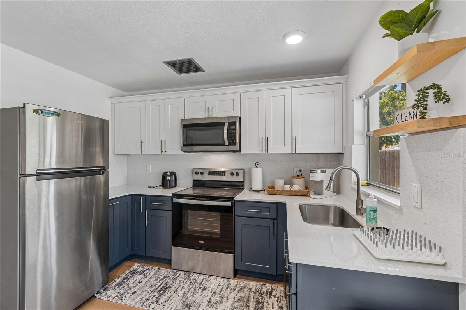 3506 MURROW ST — photo 8