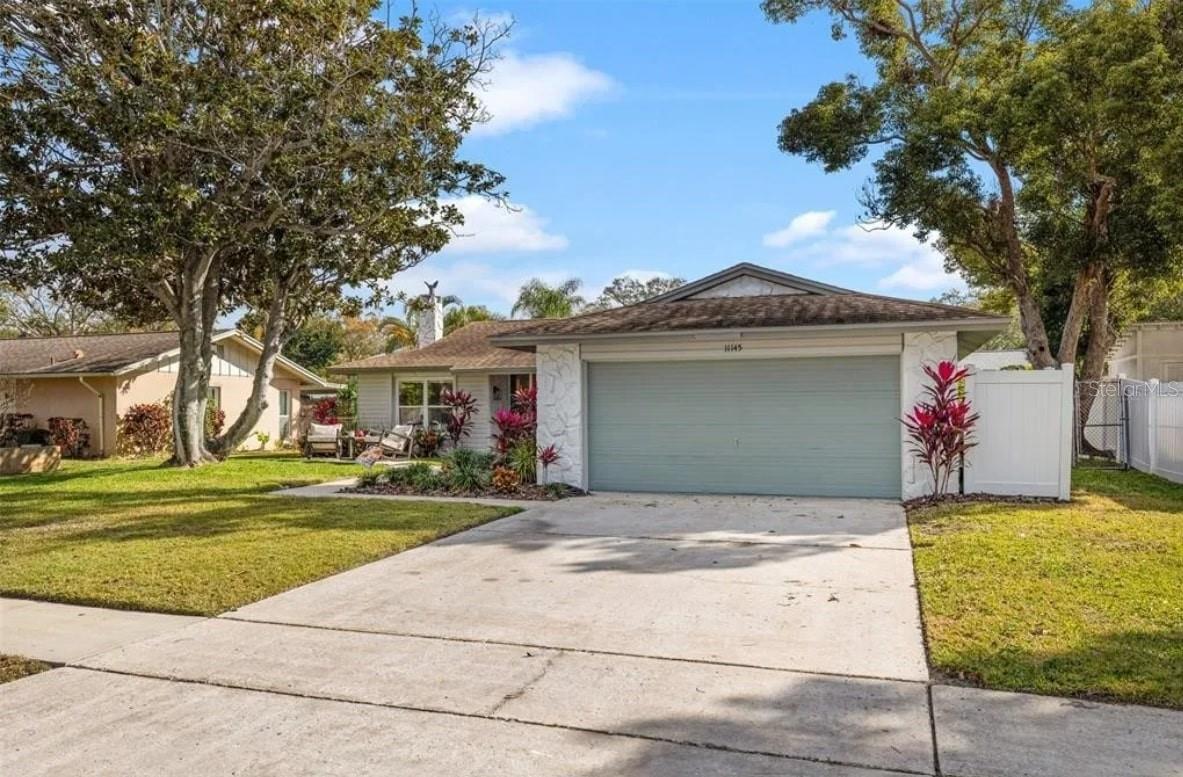 11145 BELLA LOMA DR — photo 2
