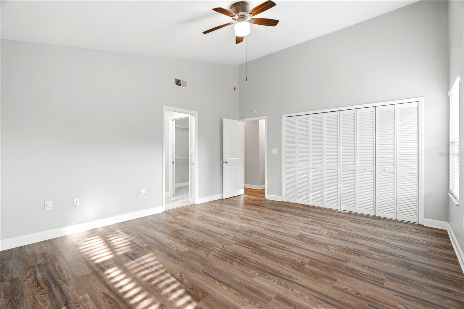 664 CHANNING DR — photo 21