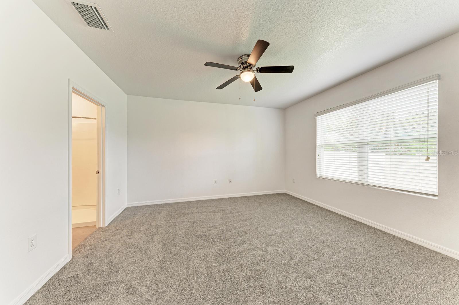 4546 LINDEVER LN — photo 23