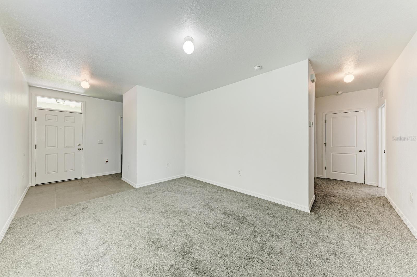 4546 LINDEVER LN — photo 10