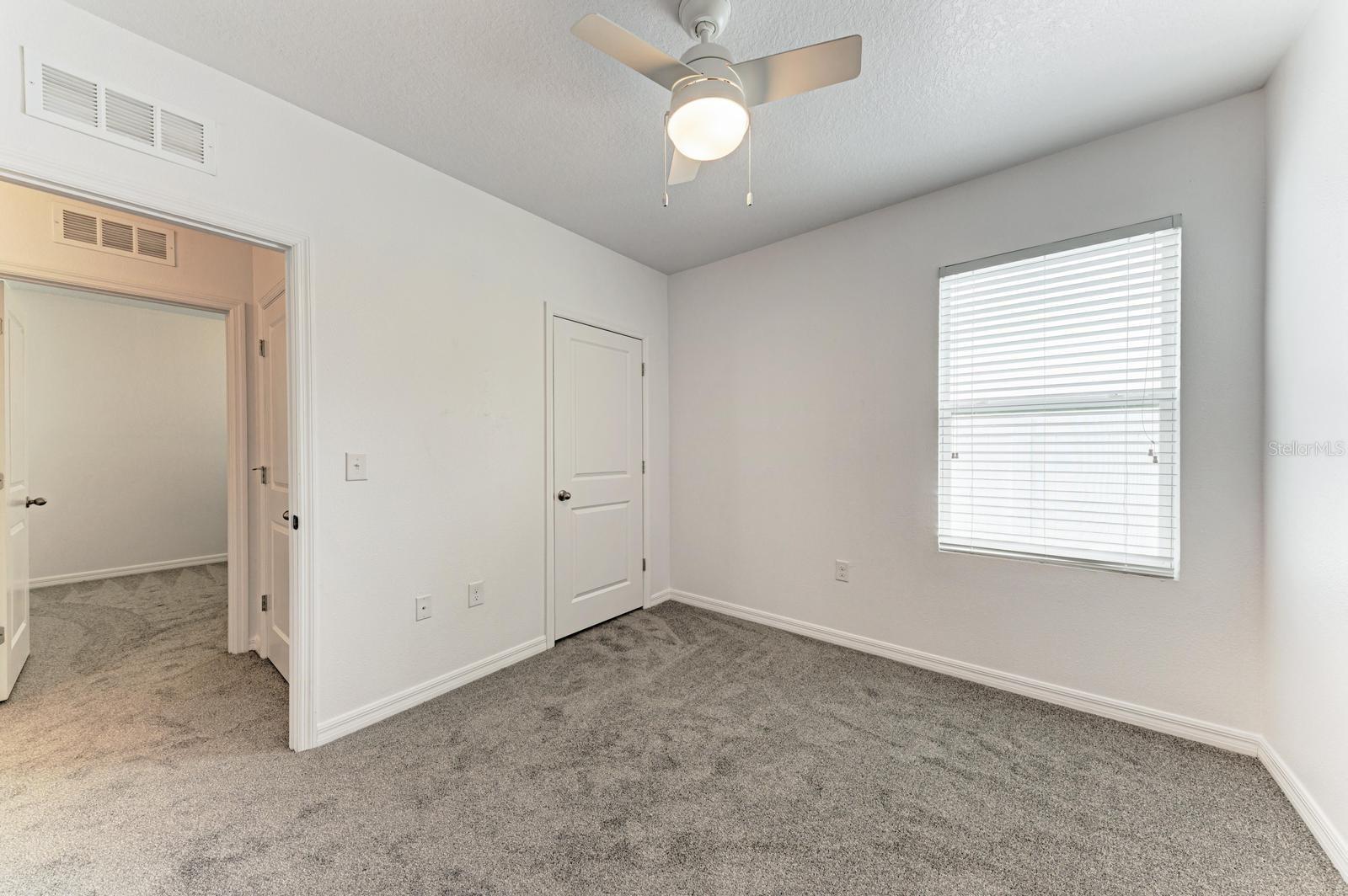 4546 LINDEVER LN — photo 31