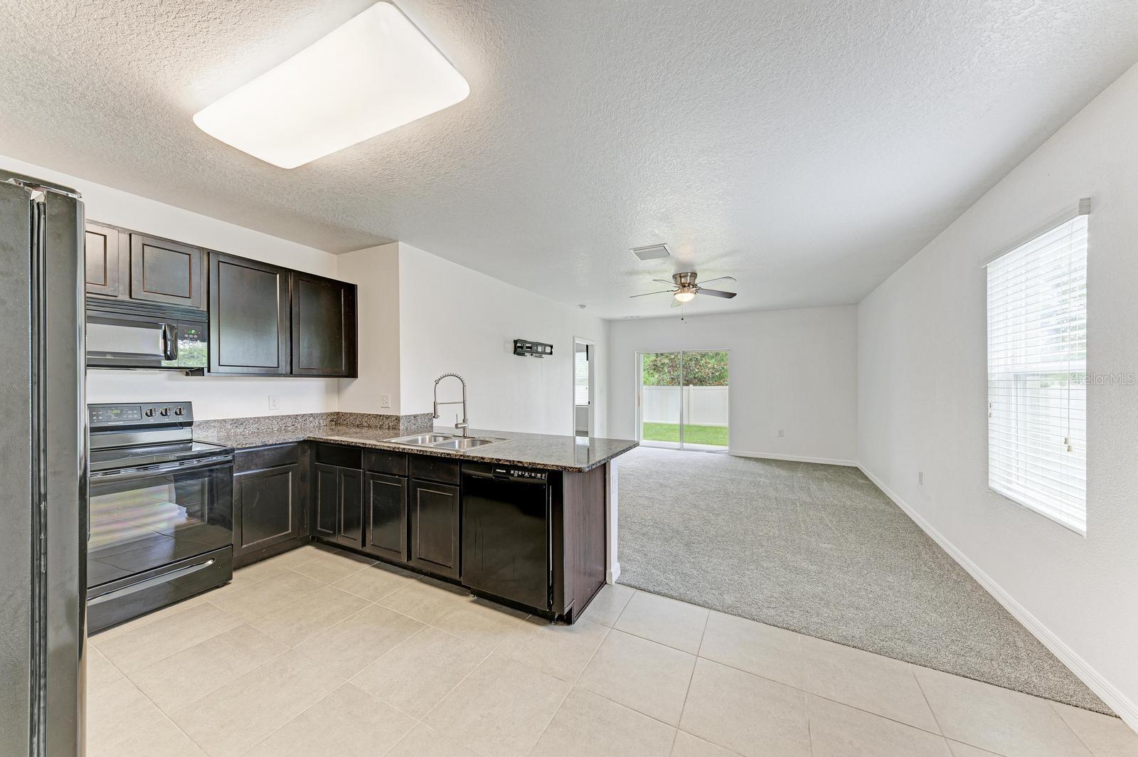 4546 LINDEVER LN — photo 13