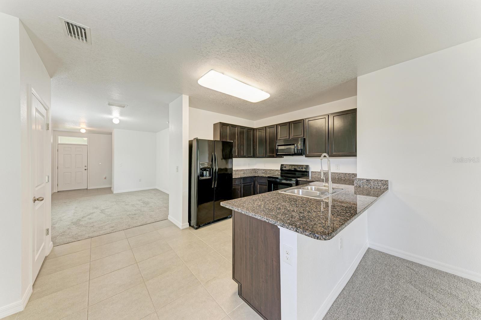 4546 LINDEVER LN — photo 16