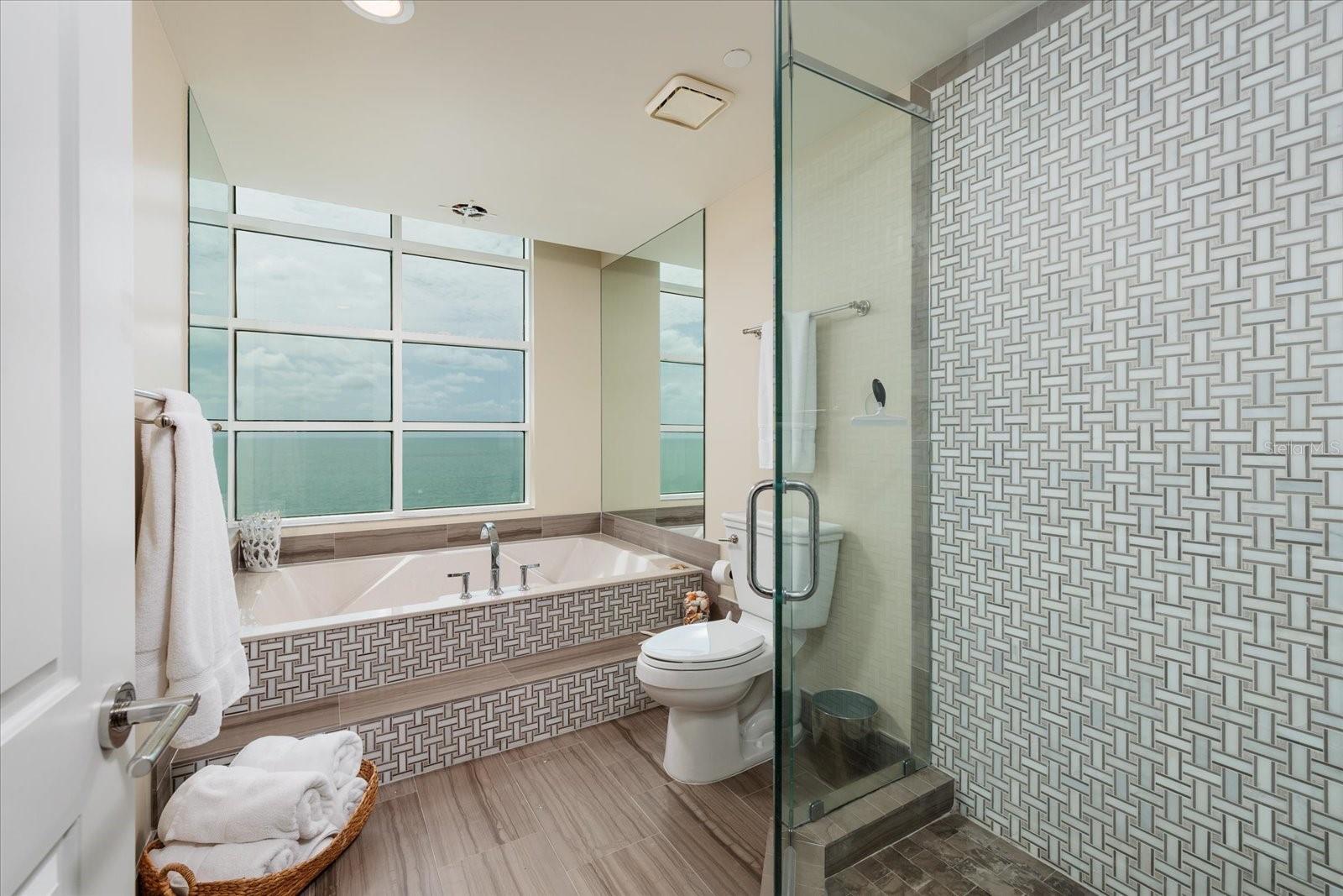 1560 GULF BLVD #1101 — photo 32