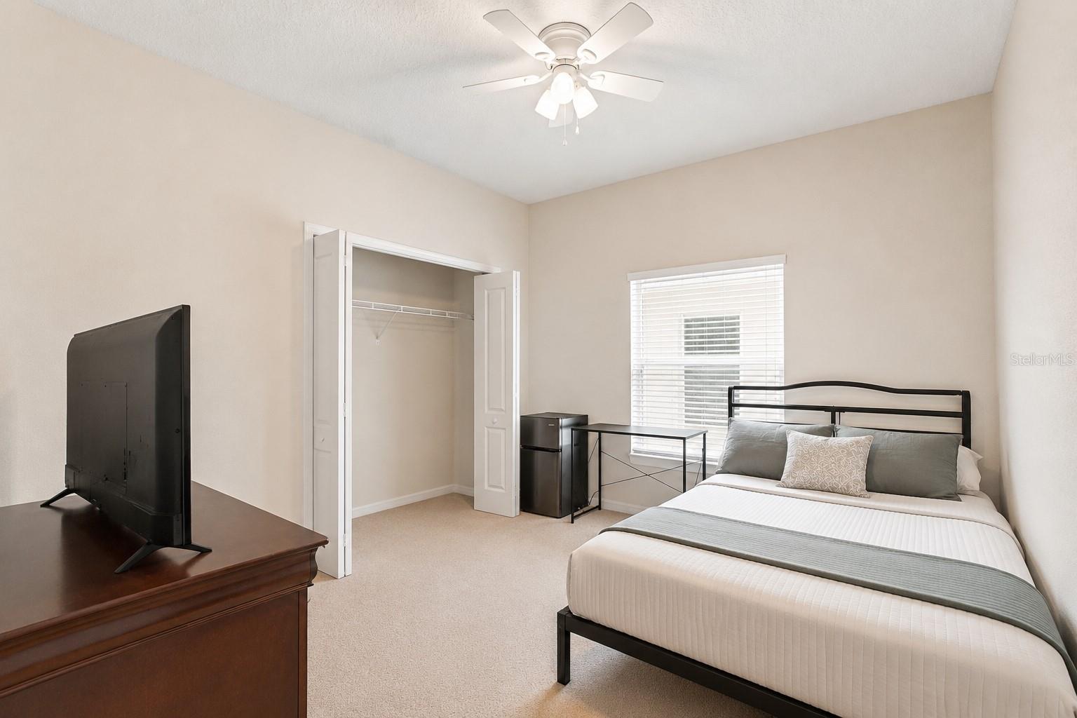 10637 LIBERTY BELL DR — photo 28
