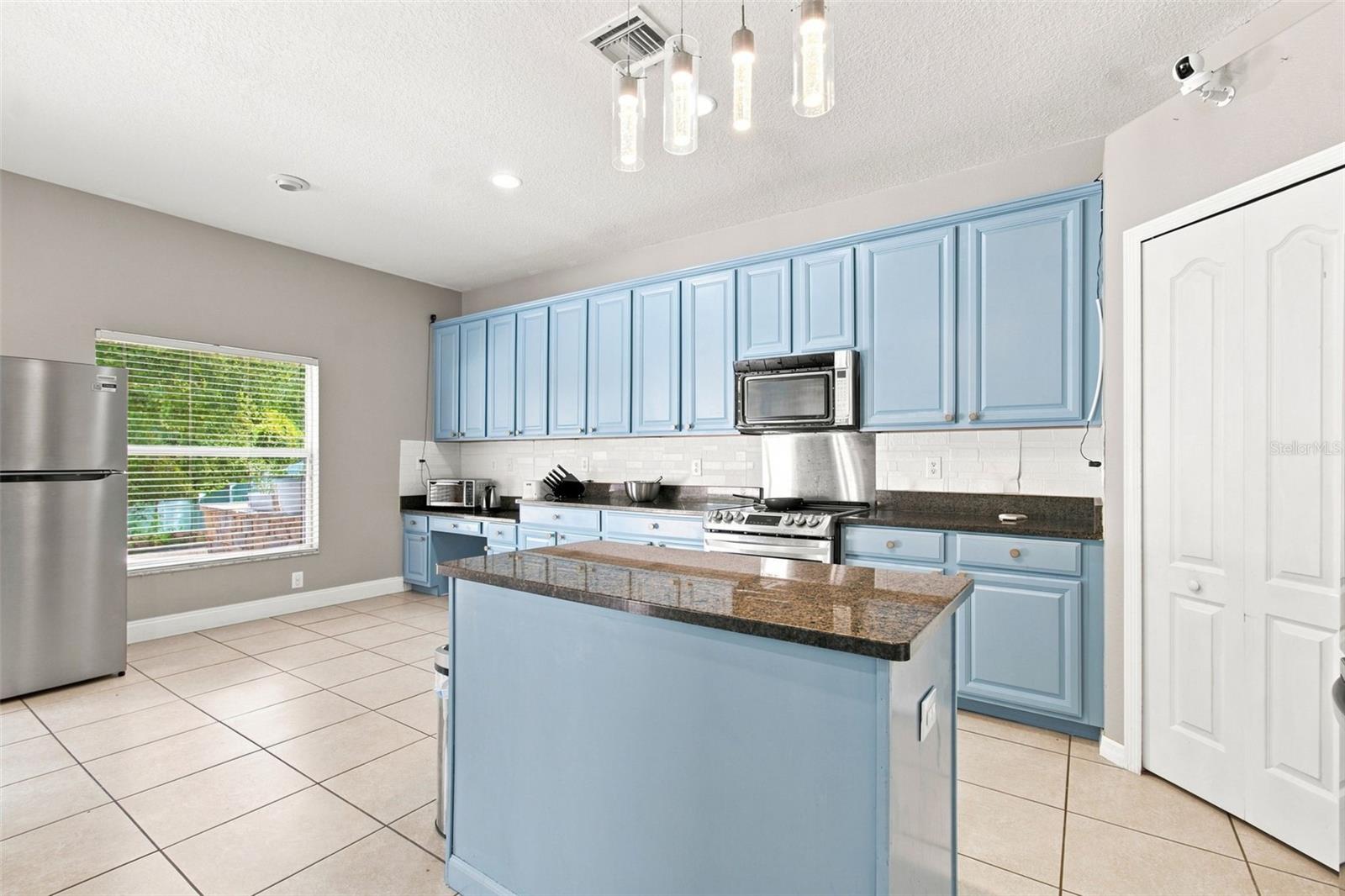 10637 LIBERTY BELL DR — photo 14