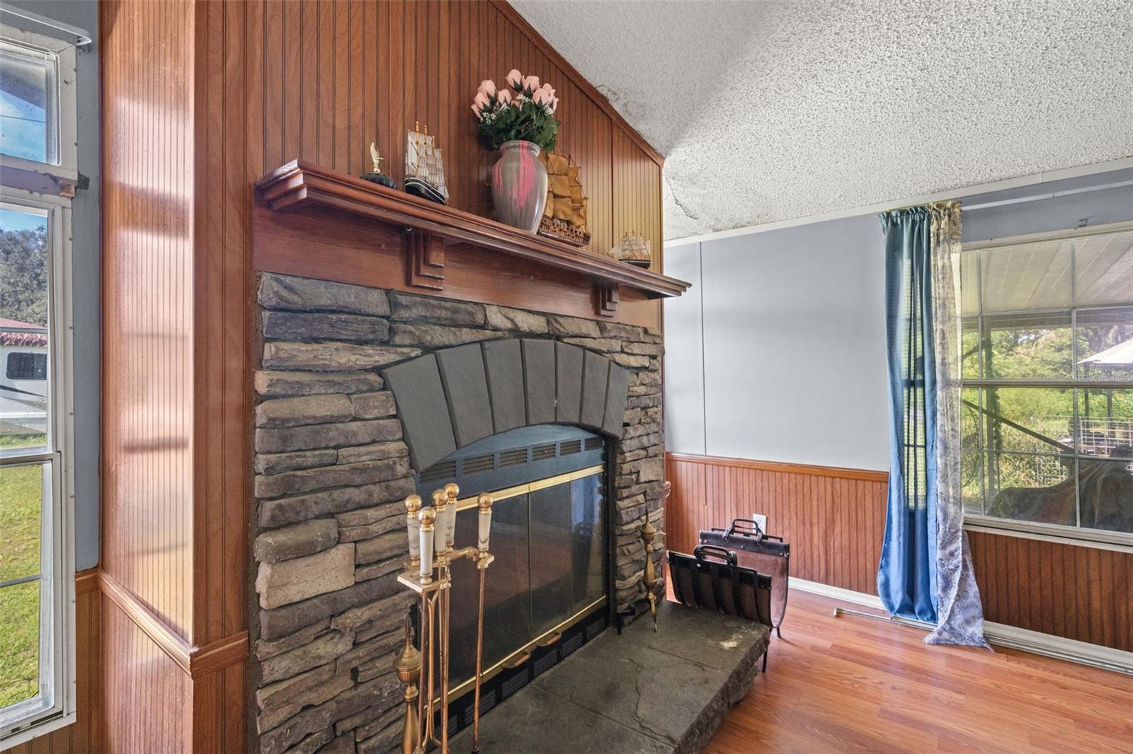 8512 HAMSTER DR — photo 8