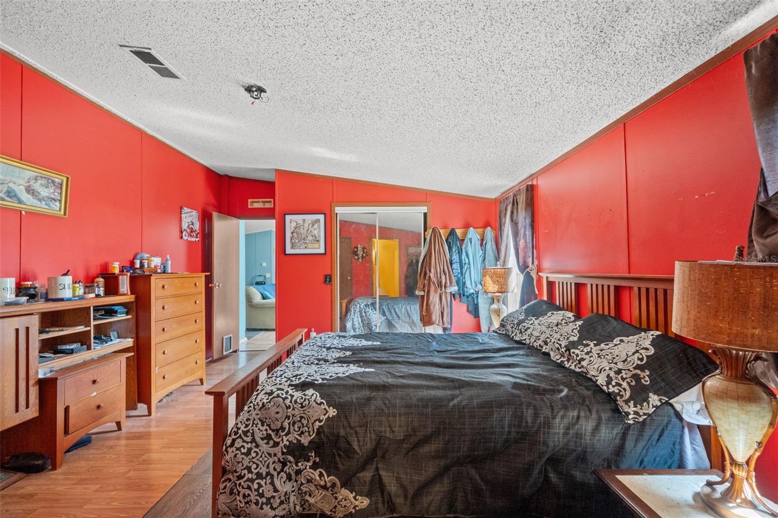8512 HAMSTER DR — photo 27