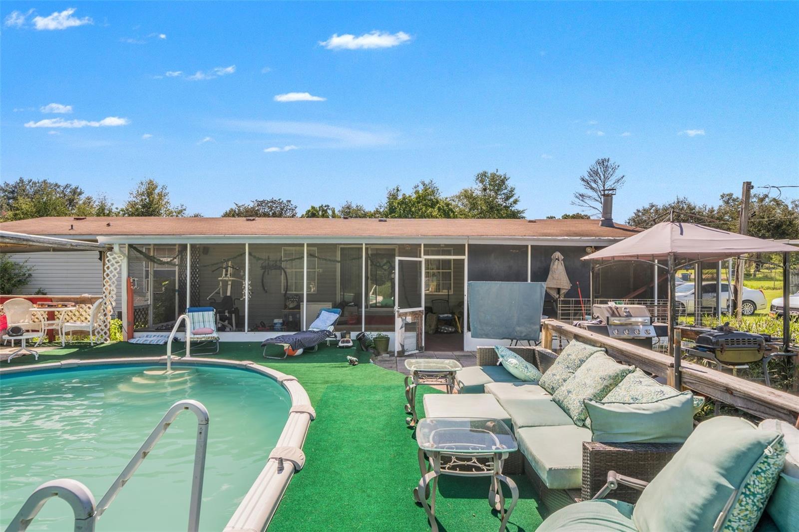 8512 HAMSTER DR — photo 41