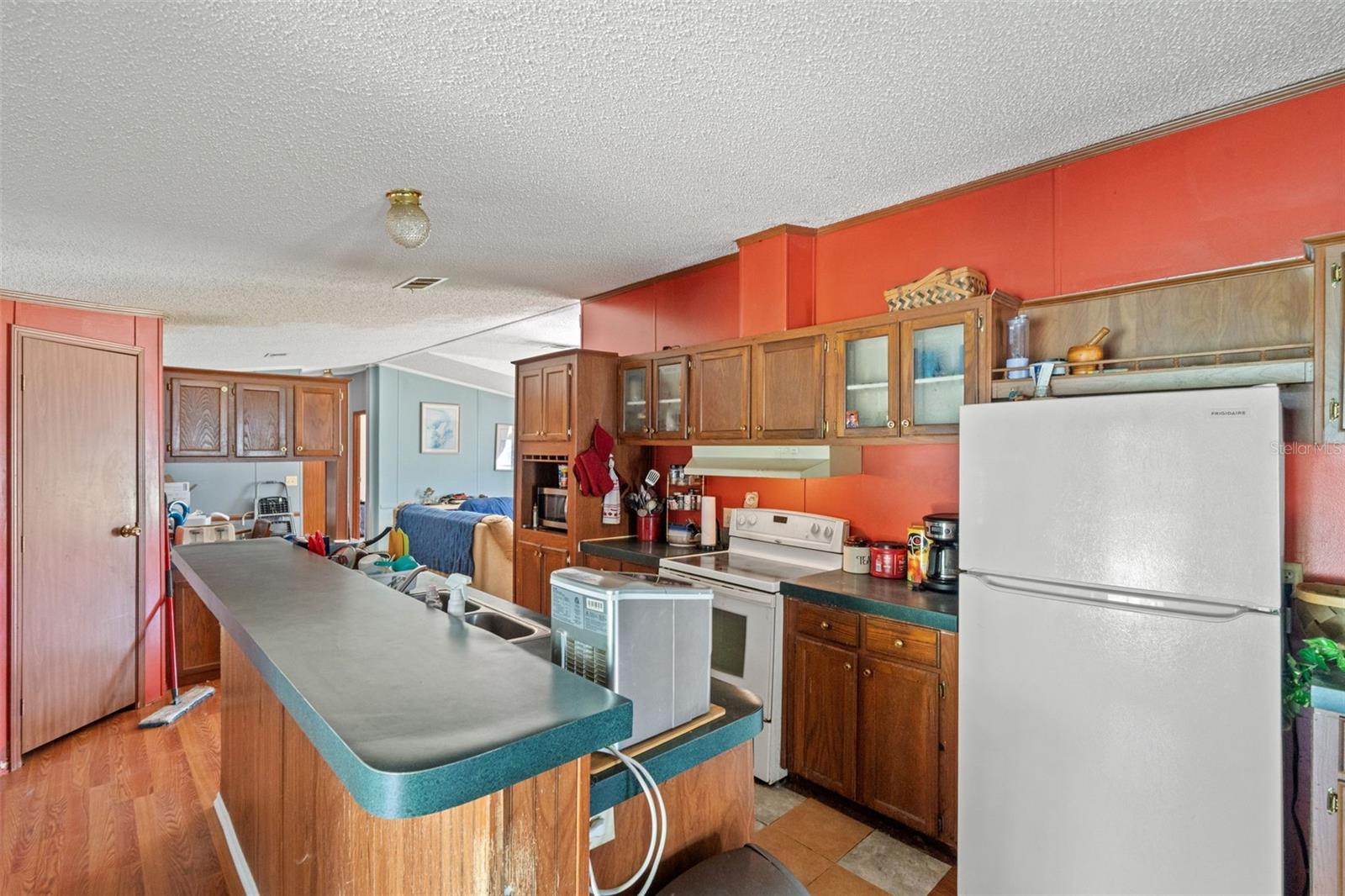 8512 HAMSTER DR — photo 18