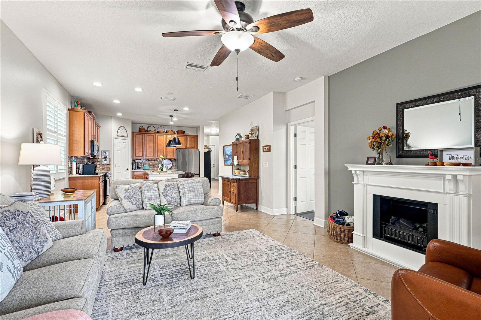 8478 NANDINA DR — photo 7