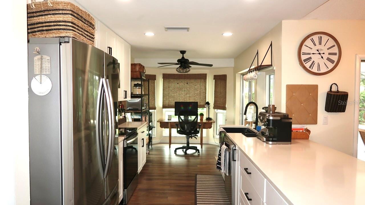 12818 TALLOWOOD DR — photo 24