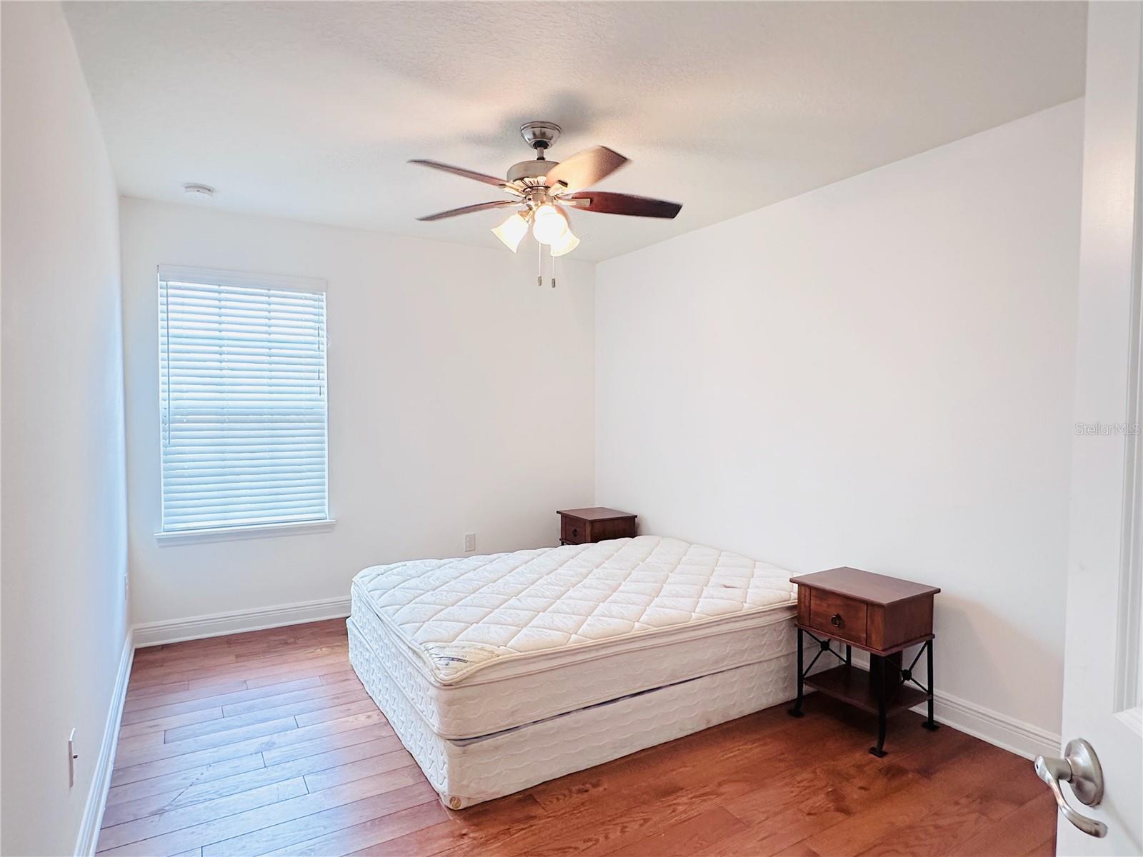 10132 GRAND OAK CIR — photo 32