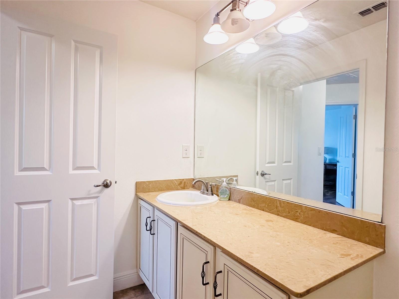10132 GRAND OAK CIR — photo 27