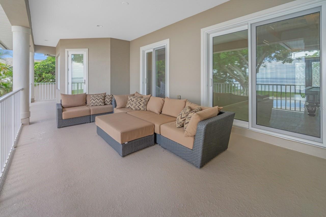 5918 BAHAMA SHORES DR S — photo 36