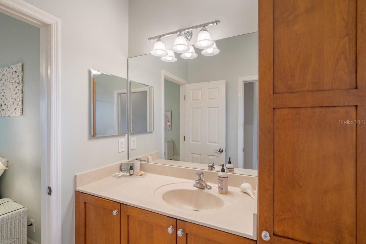 5918 BAHAMA SHORES DR S — photo 21