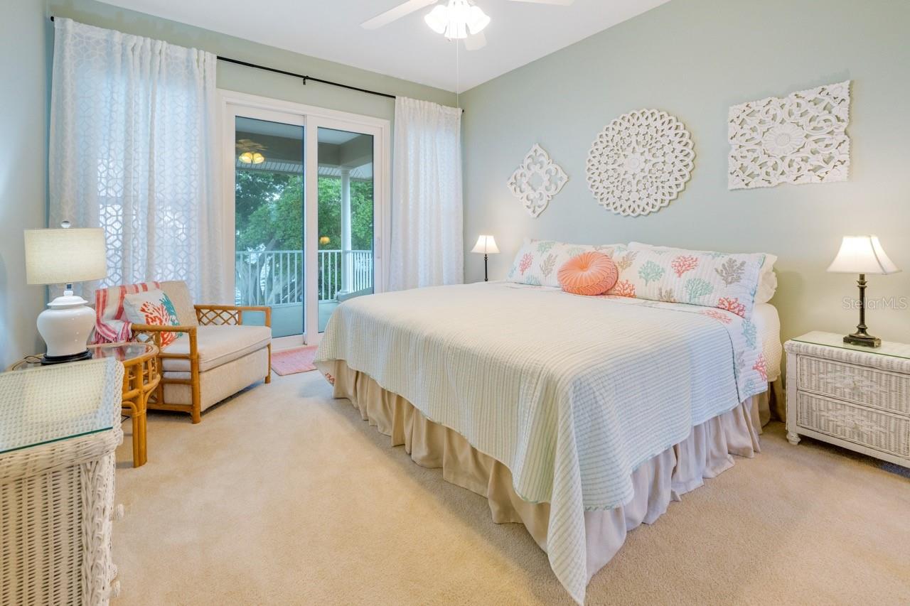 5918 BAHAMA SHORES DR S — photo 18