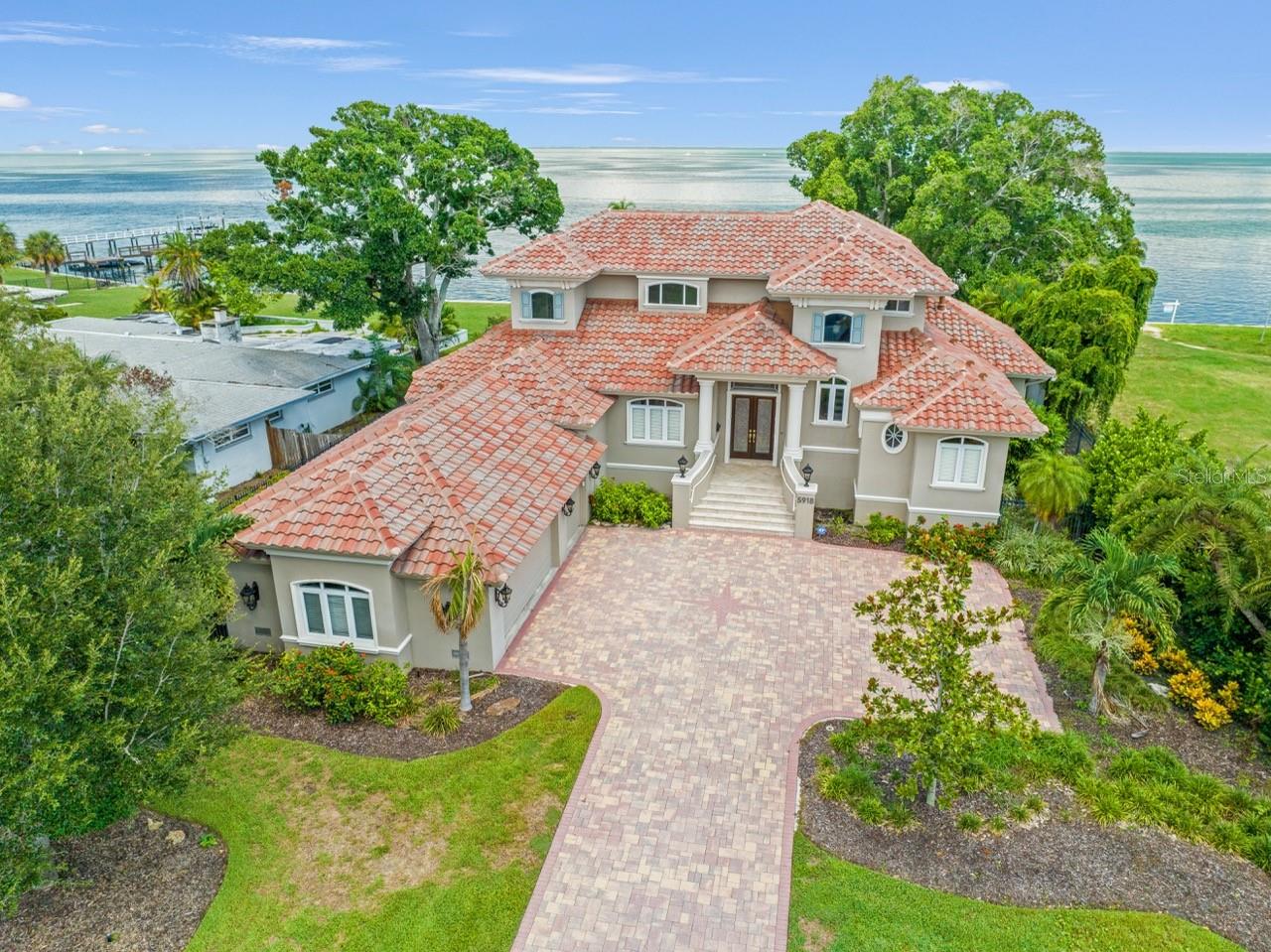 5918 BAHAMA SHORES DR S — photo 42