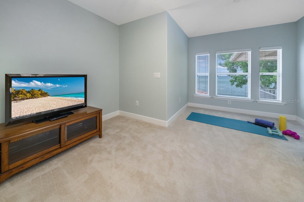 5918 BAHAMA SHORES DR S — photo 25