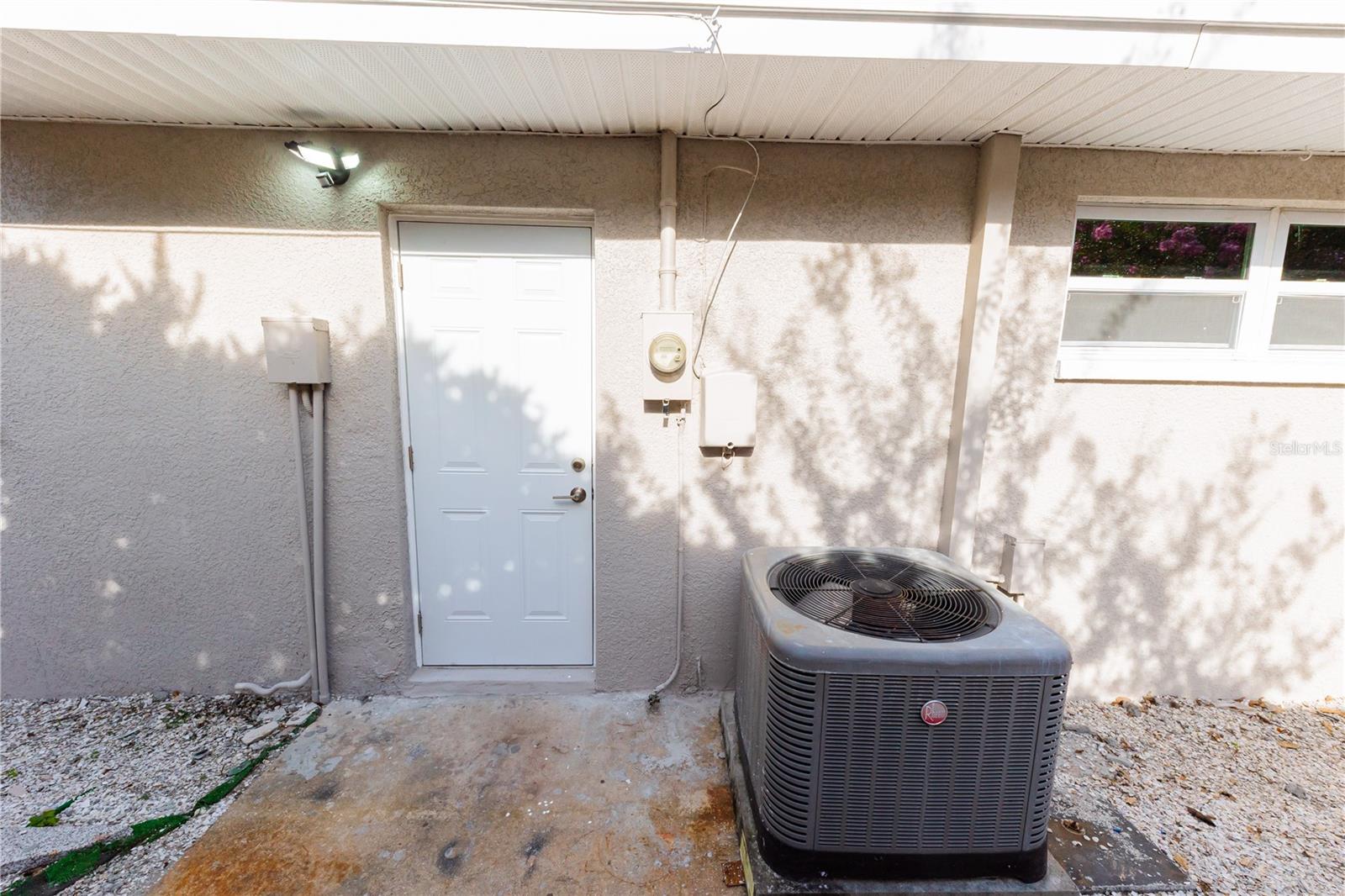 1574 SOUVENIR DR — photo 30