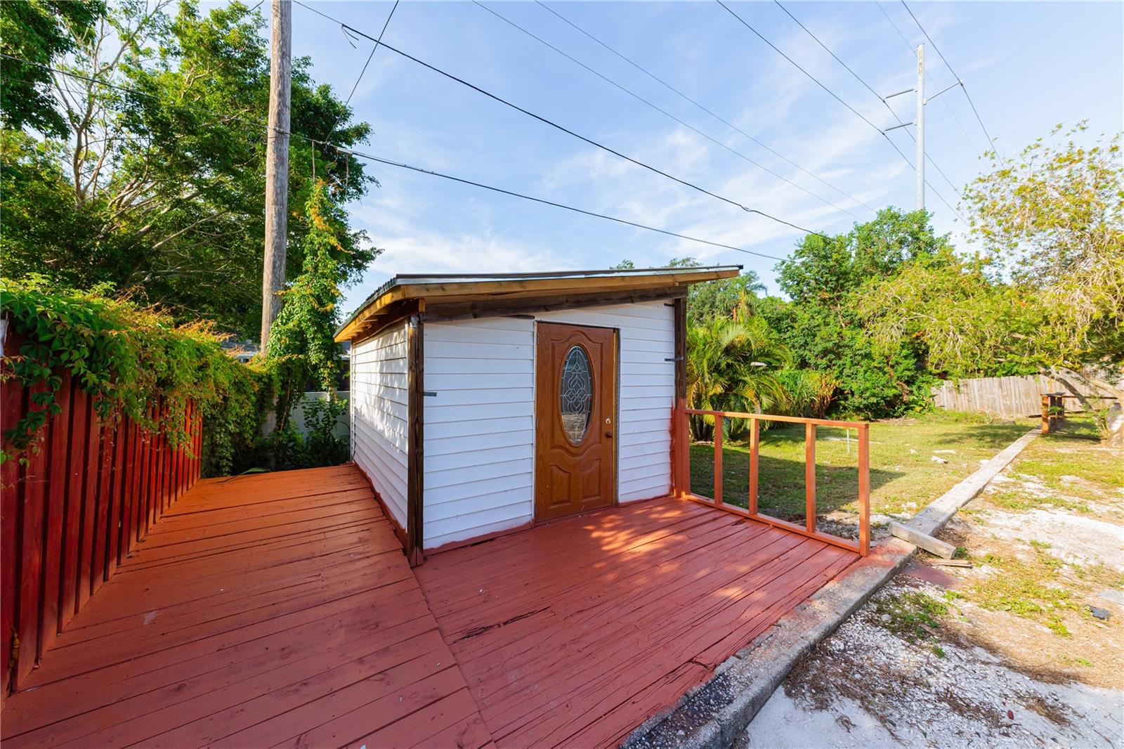 1574 SOUVENIR DR — photo 83