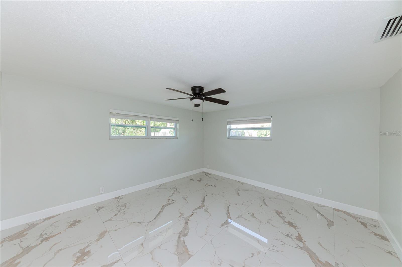 1574 SOUVENIR DR — photo 18