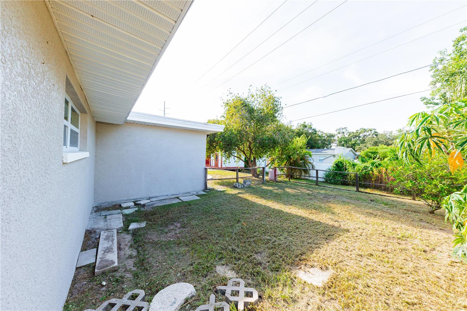 1574 SOUVENIR DR — photo 64