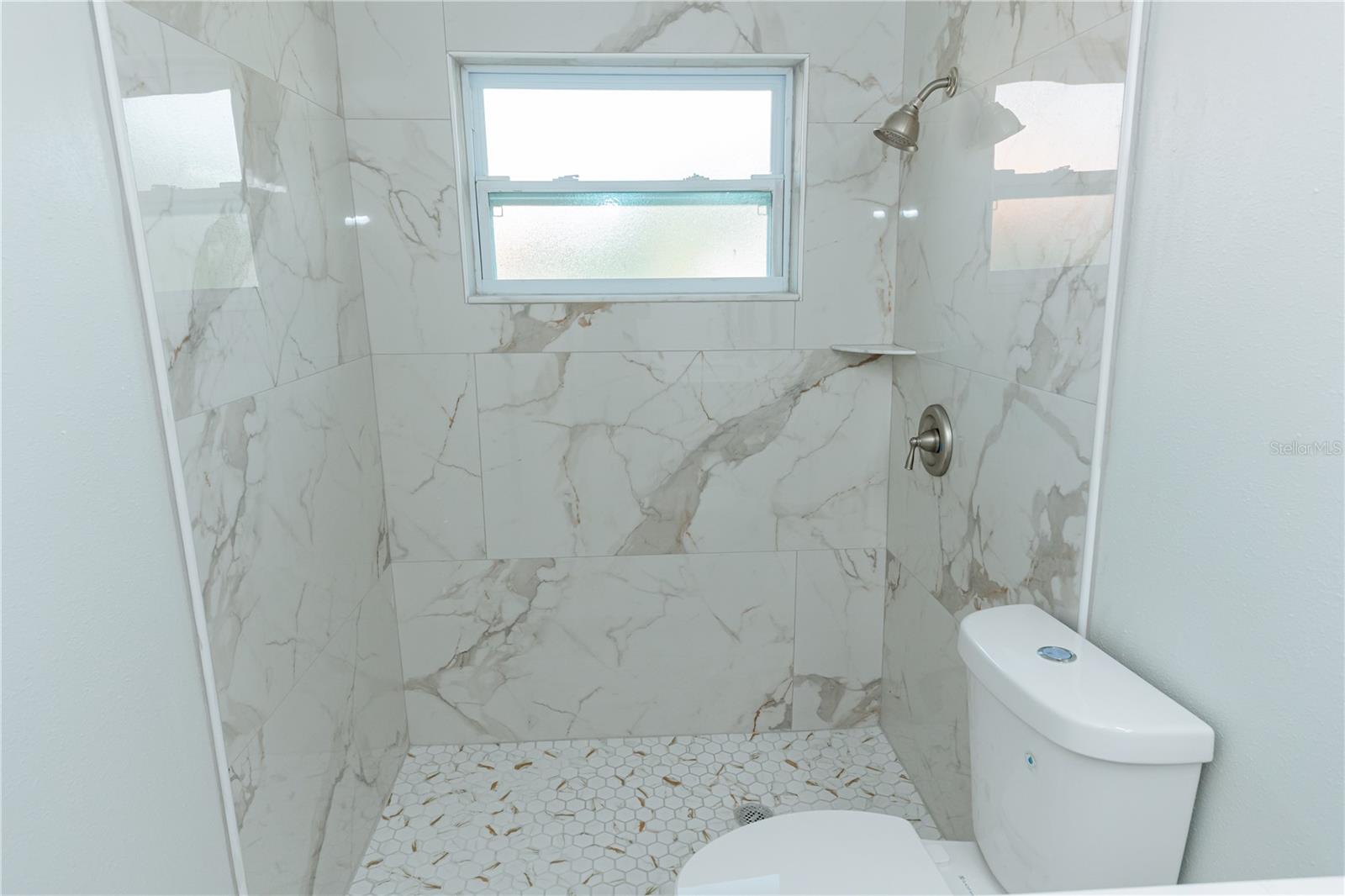 1574 SOUVENIR DR — photo 17