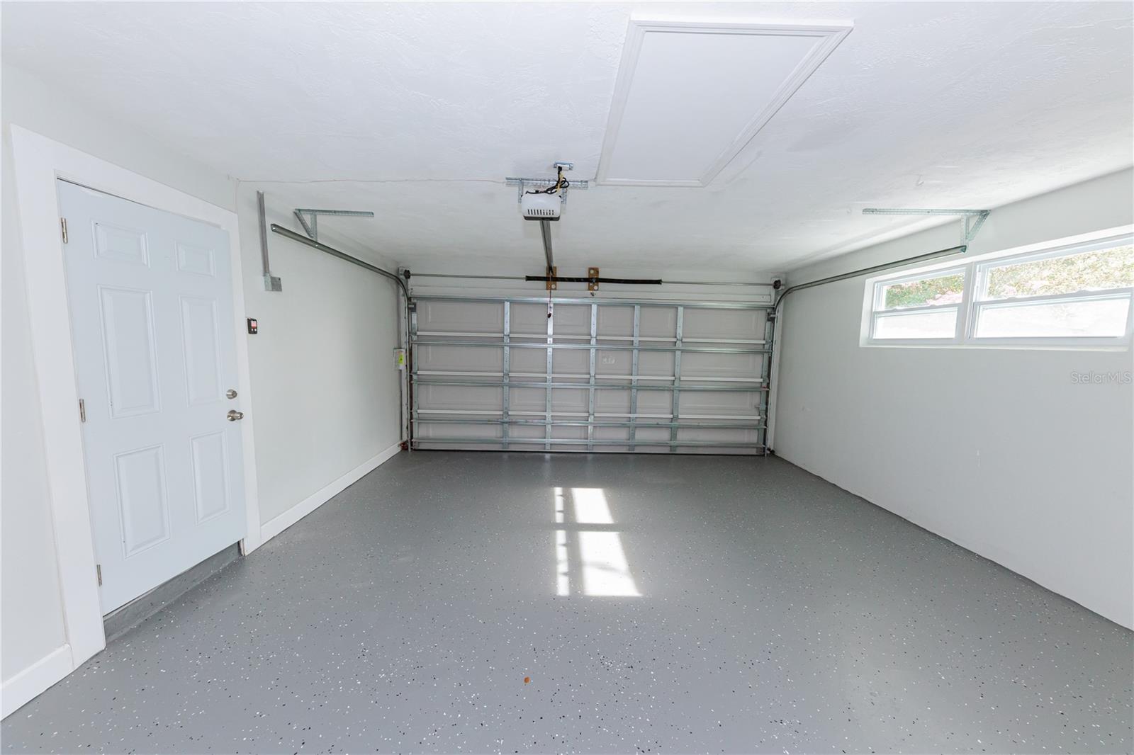1574 SOUVENIR DR — photo 35