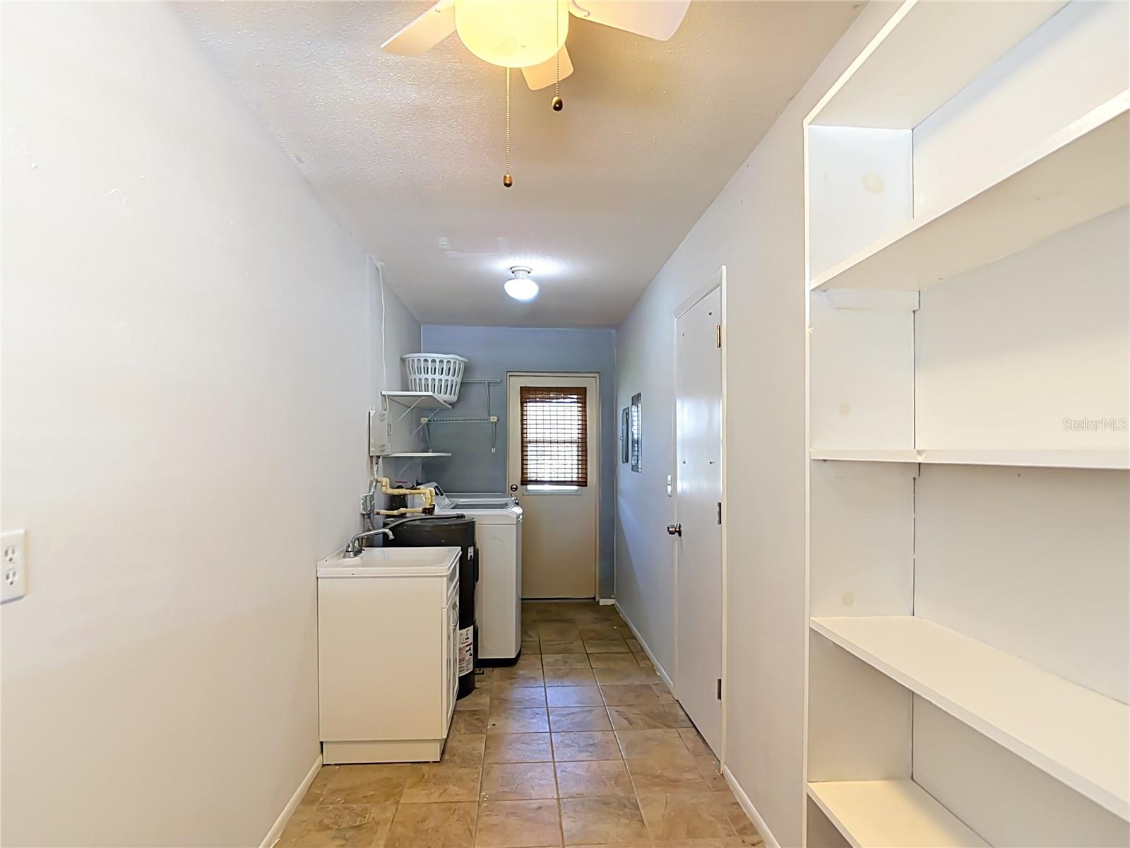 1716 LAKESIDE DR #1714B — photo 26