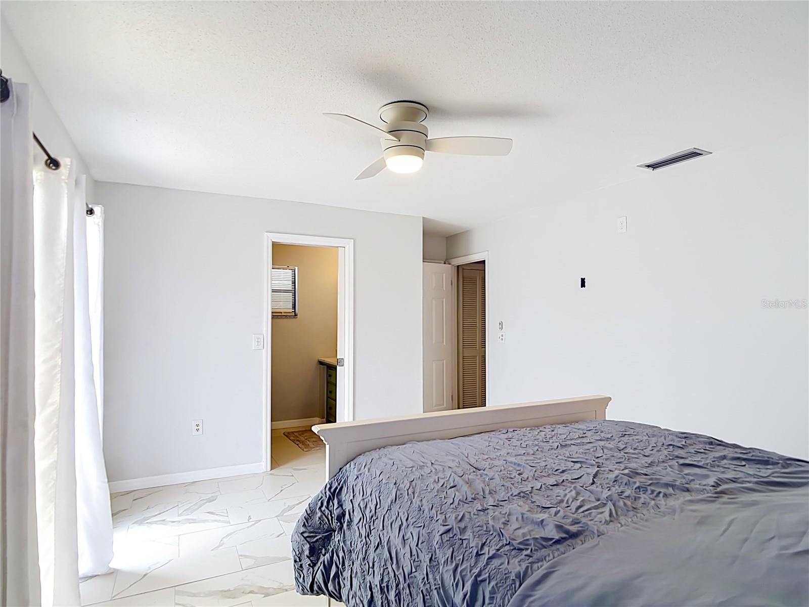1716 LAKESIDE DR #1714B — photo 15