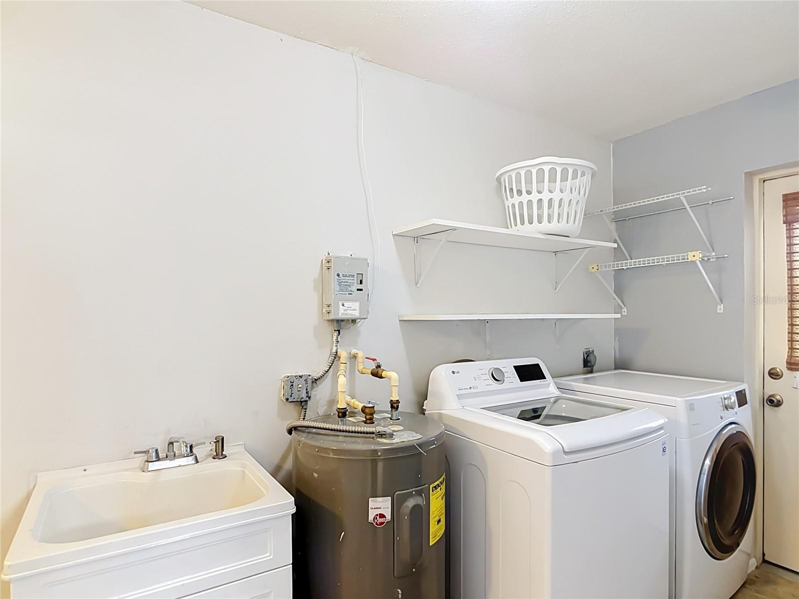 1716 LAKESIDE DR #1714B — photo 27
