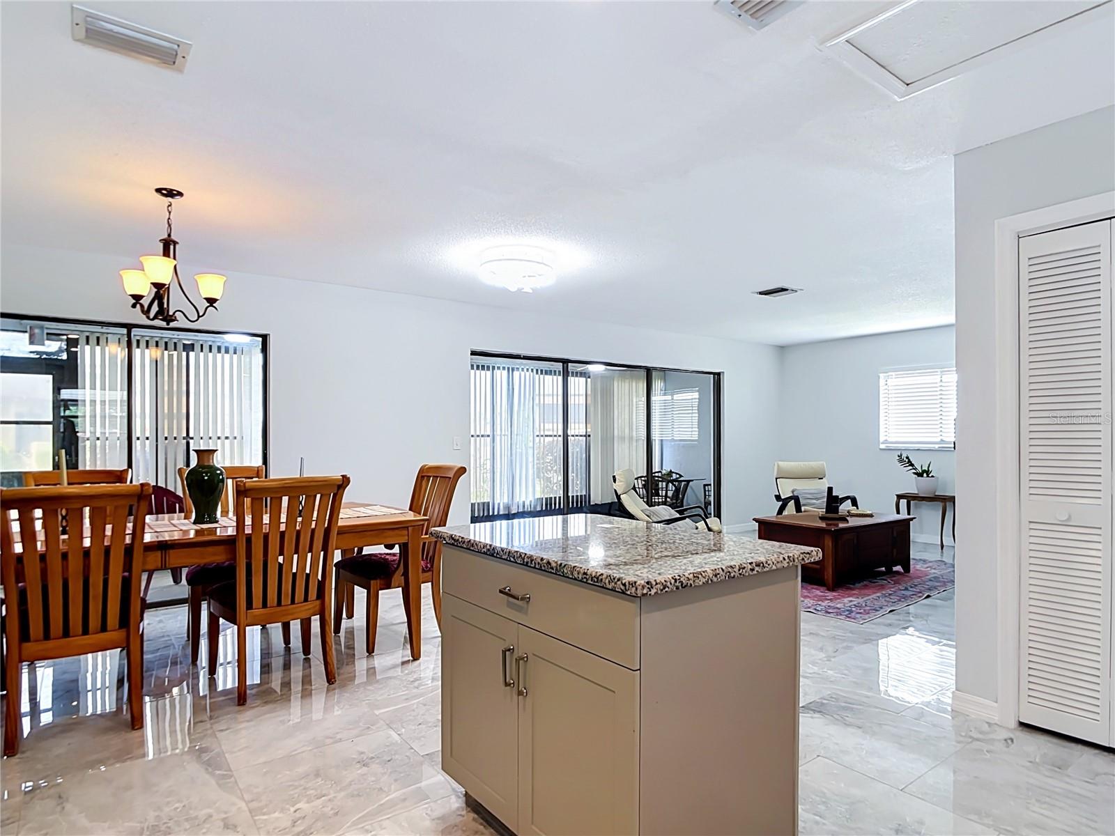 1716 LAKESIDE DR #1714B — photo 12