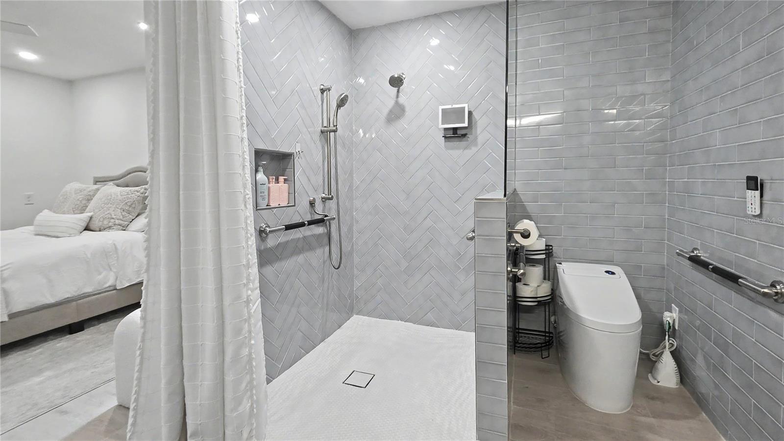 5143 SANDY BEACH AVE — photo 22