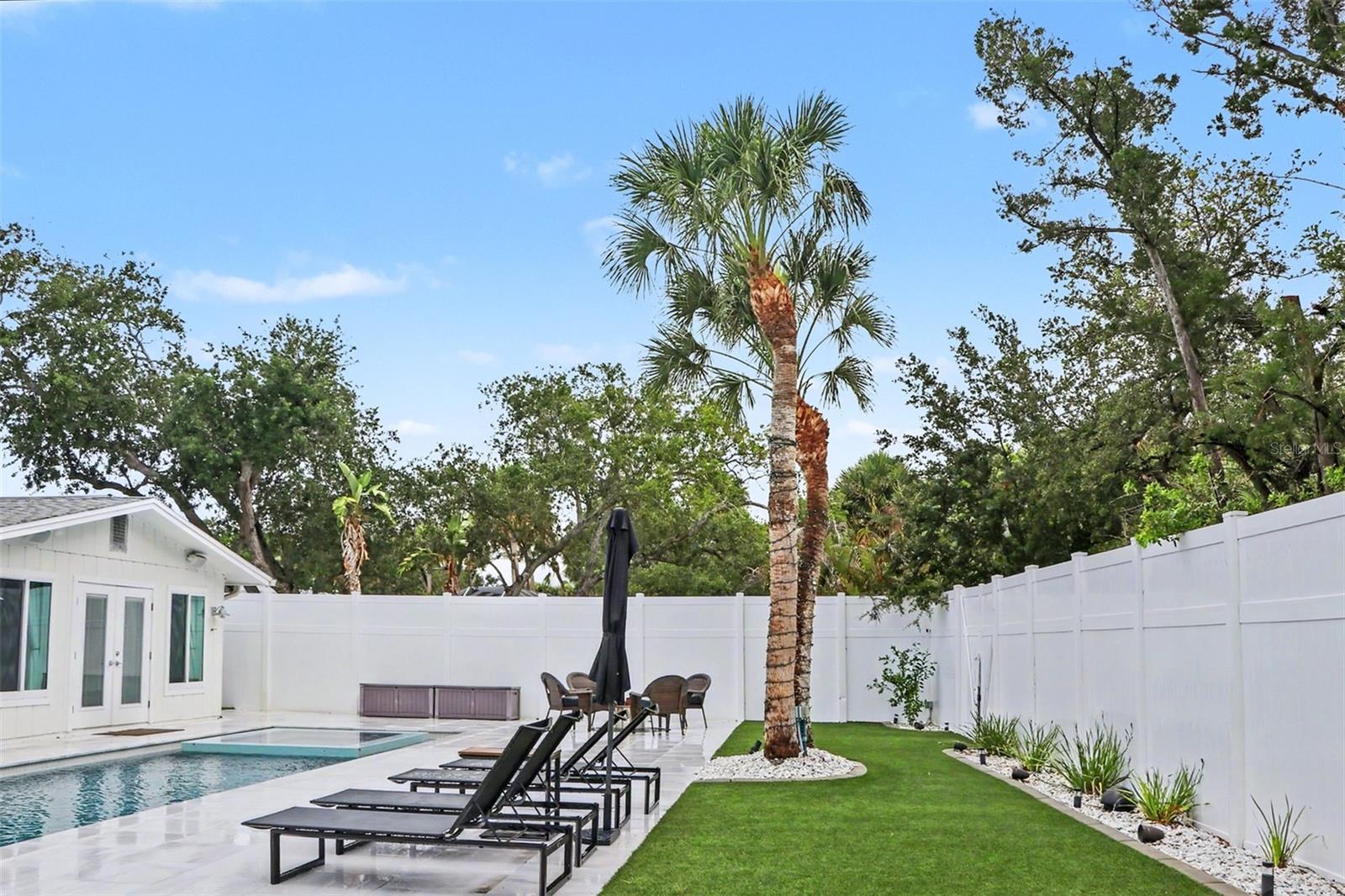5143 SANDY BEACH AVE — photo 8