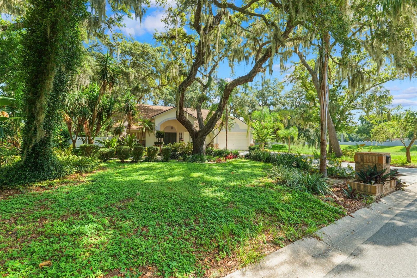 2770 BUCKHORN OAKS DR — photo 4